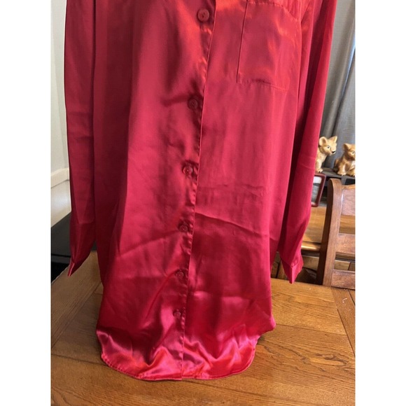Vintage Lord And Taylor Womens Red Satin Sleep Shirt Sz Small Loose Fit Oversize - Picture 6 of 12